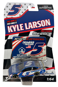 2019 Wave 3 #42 Kyle Larson Credit One Bank 1/87 NASCAR Authentics Mystery Pack